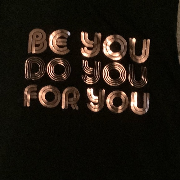 Black Sleeveless Tee-Inspirational - Picture 3 of 6